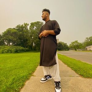 Meet your Posher, Humza